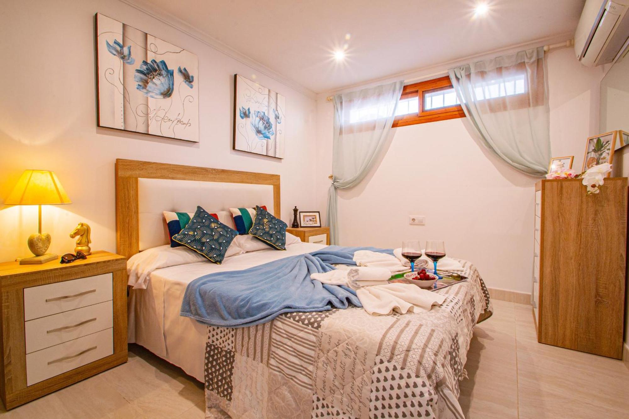 Catrina - Plusholidays Calpe
